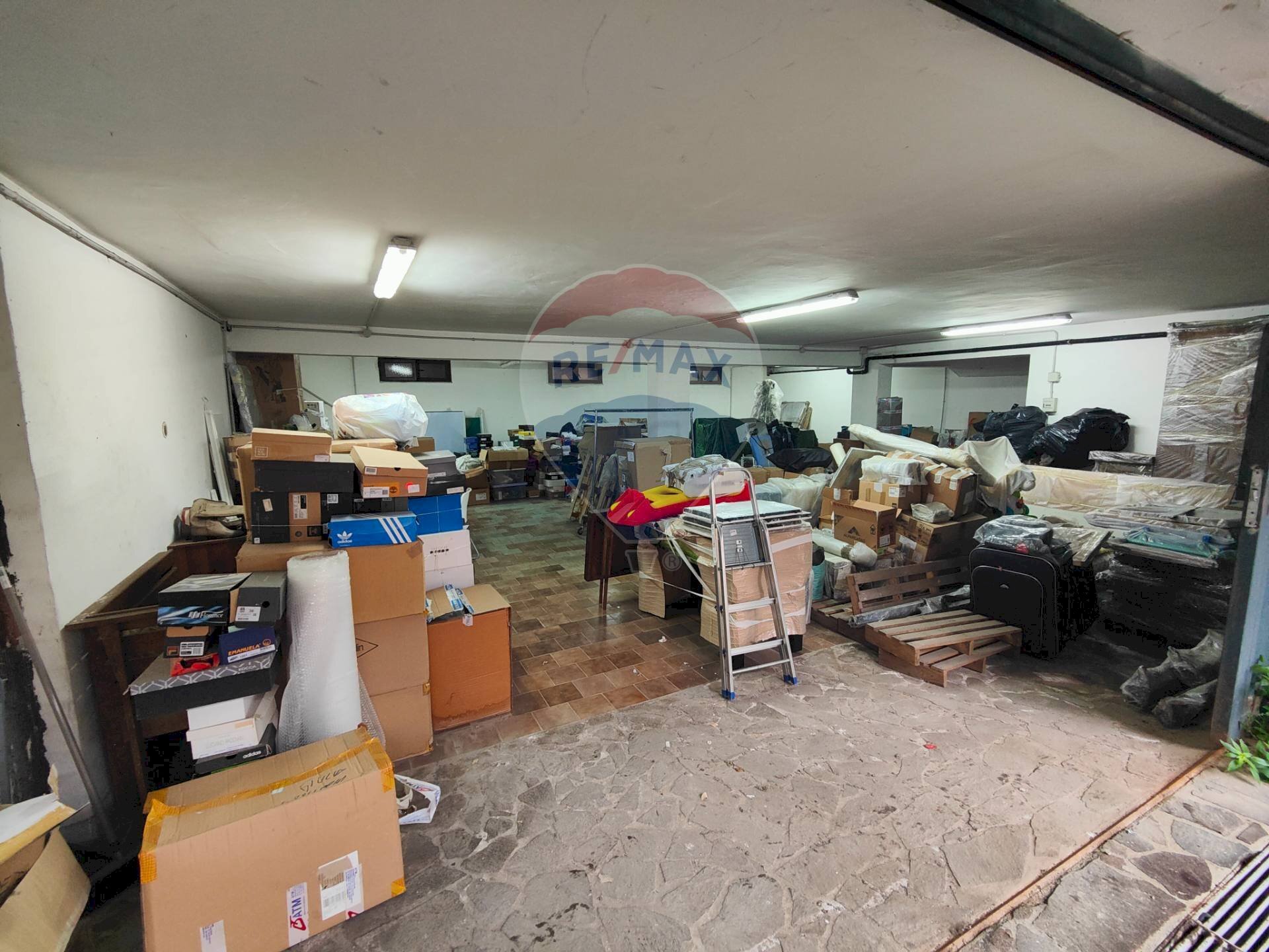 Dispensa di stoccaggio - Locale Commerciale Via Dei Faenzari
 
1, Napoli - foto 3