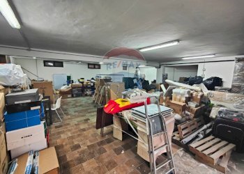 Dispensa di stoccaggio - Locale Commerciale Via Dei Faenzari
 
1, Napoli - foto 4