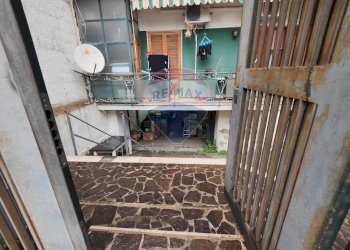 Non correlato - Locale Commerciale Via Dei Faenzari
 
1, Napoli - foto 1