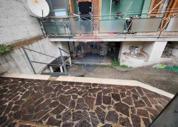 Edificio all\'aperto - Locale Commerciale Via Dei Faenzari
 
1, Napoli - foto 5