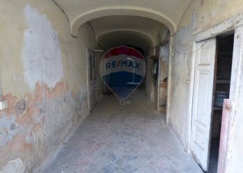 Hall / corridoio - Casa semi indipendente libertà, Casalzuigno - foto 3