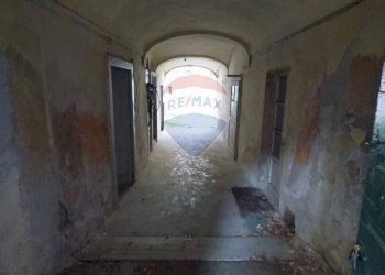 Hall / corridoio - Casa semi indipendente libertà, Casalzuigno - foto 4