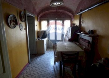 Sala da pranzo - Casa semi indipendente libertà, Casalzuigno - foto 9