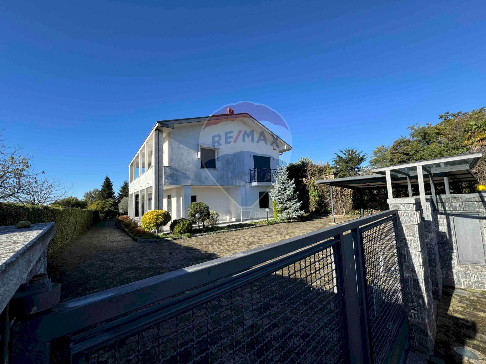 Casa all\'aperto - Villa VIA MANZONI
 
24, Morazzone - photo 2