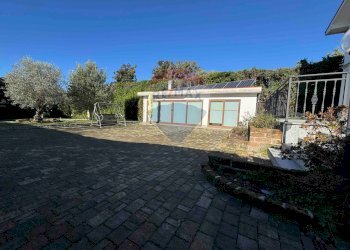 Casa all\'aperto - Villa VIA MANZONI
 
24, Morazzone - photo 58