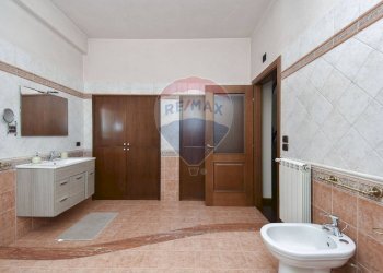 Bagno - Quadrilocale Via Emanuele Bellia
 
260, Paterno - foto 11