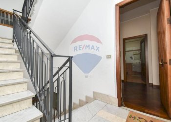 Scale - Quadrilocale Via Emanuele Bellia
 
260, Paterno - foto 25