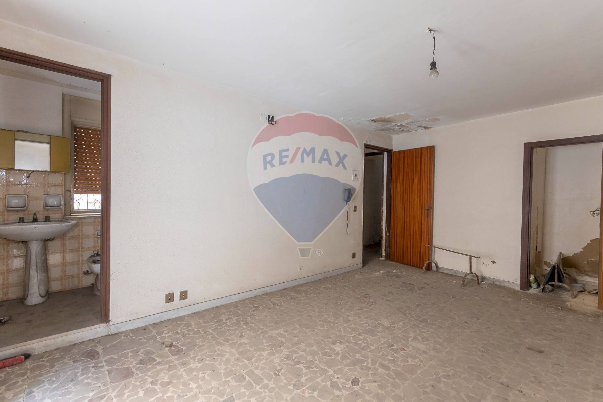 Stanza vuota - Casa indipendente via Don Luigi Sturzo
 
63-65, Caltagirone - foto 3