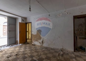 Stanza vuota - Casa indipendente via Don Luigi Sturzo
 
63-65, Caltagirone - foto 16