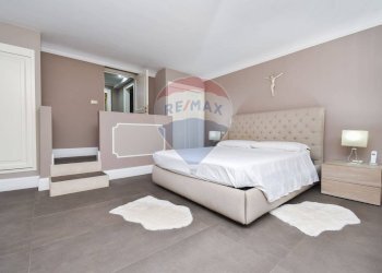 Camera / camera da letto - Appartamento Via Umberto
 
160, Catania - foto 16