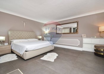 Camera / camera da letto - Appartamento Via Umberto
 
160, Catania - foto 17