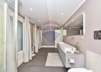 Bagno - Appartamento Via Umberto
 
160, Catania - foto 20