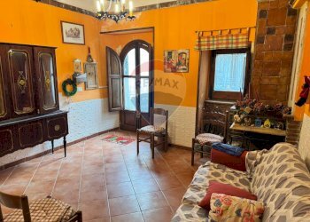 Soggiorno - Casa indipendente Via Francesco Ragonesi
 
4, Linguaglossa - foto 4