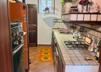 Cucina - Casa indipendente Via Francesco Ragonesi
 
4, Linguaglossa - foto 9