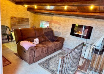 Soggiorno - Casa indipendente Via Francesco Ragonesi
 
4, Linguaglossa - foto 32