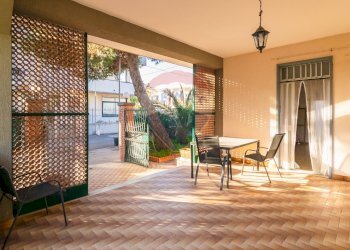 Terrazza - Villa Via Mar Rosso
 
8, Catania - foto 4