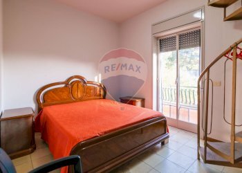 Camera / camera da letto - Villa Via Mar Rosso
 
8, Catania - foto 32