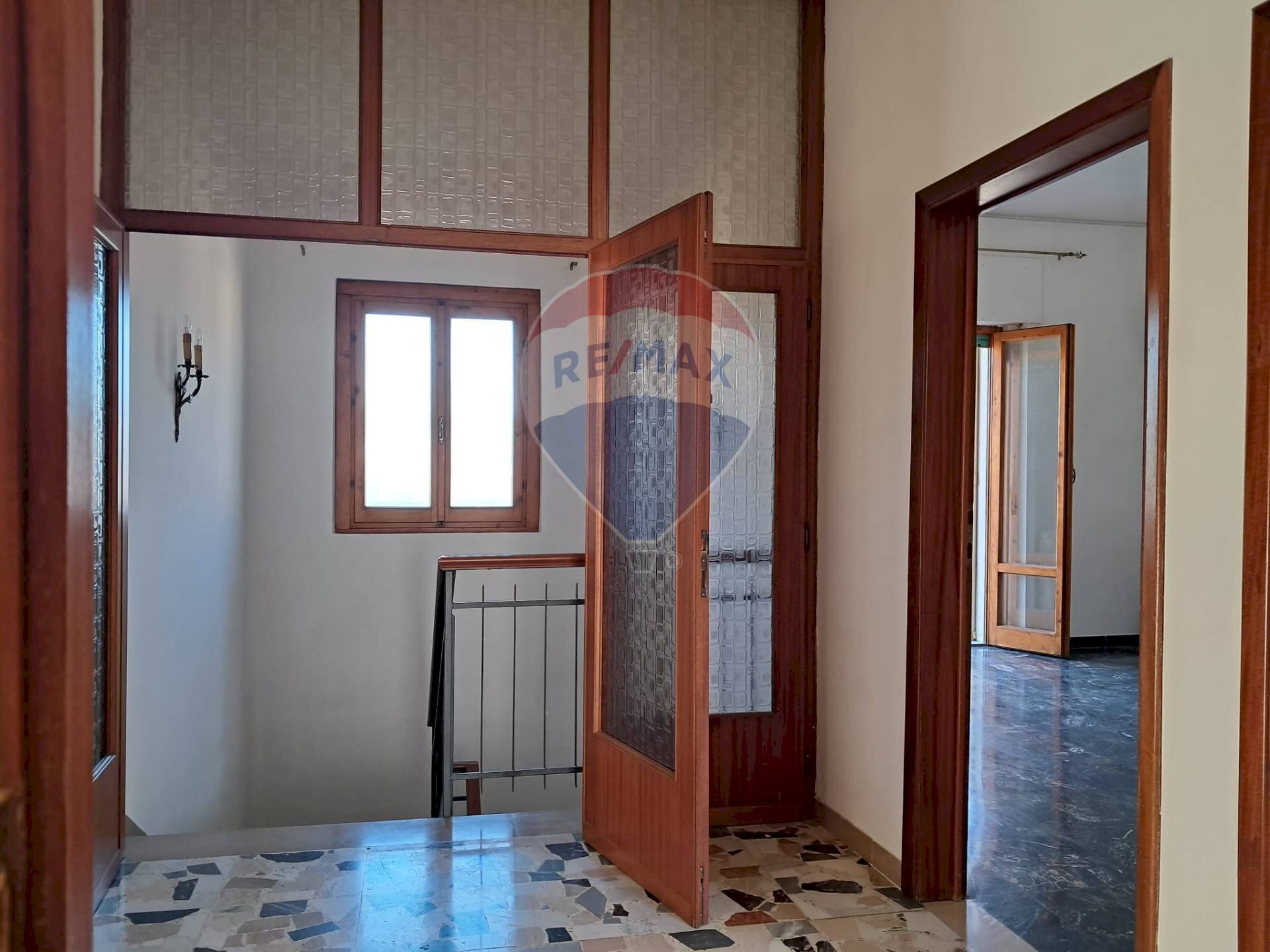 Stanza vuota - Four-room apartment San Donato
 
7, Bucine - photo 2