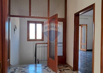 Stanza vuota - Quadrilocale San Donato
 
7, Bucine - foto 2