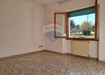 Stanza vuota - Quadrilocale San Donato
 
7, Bucine - foto 15