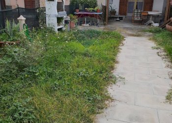 Giardino - Casa semi indipendente Località Villarosa
 
25, Castel Focognano - foto 3