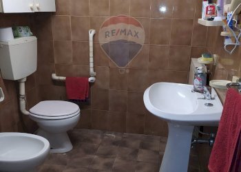 Bagno - Casa semi indipendente Località Villarosa
 
25, Castel Focognano - foto 8