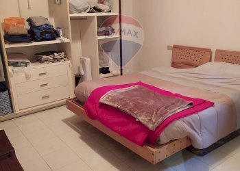 Camera / camera da letto - Casa semi indipendente Località Villarosa
 
25, Castel Focognano - foto 9