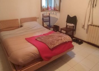 Camera / camera da letto - Casa semi indipendente Località Villarosa
 
25, Castel Focognano - foto 10