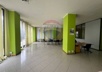 Sala da pranzo - Shop Bastia Umbra - photo 16