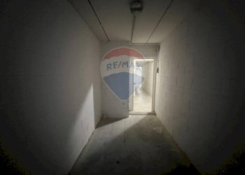 Stanza vuota - Magazzino Perugia - foto 8