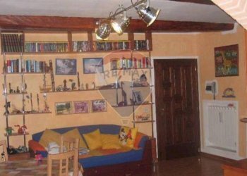 Soggiorno - Quadrilocale Corso Vittorio Emanuele
 
2, Marsciano - foto 3