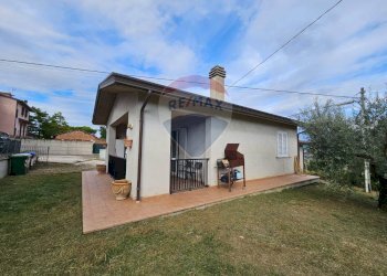 Casa all\'aperto - Villa Strada Marscianese
 
44, Marsciano - foto 1