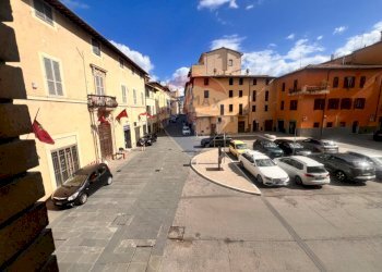 Edificio all\'aperto - Ufficio Via Giuseppe Garibaldi
 
1, Foligno - foto 19