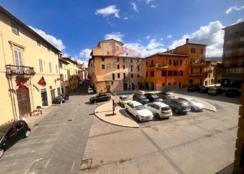 Edificio all\'aperto - Ufficio Via Giuseppe Garibaldi
 
1, Foligno - foto 20