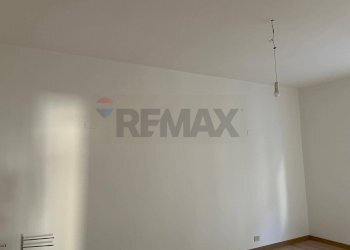 Stanza vuota - Ufficio Via Giuseppe Garibaldi
 
1, Foligno - foto 58