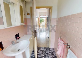 Bagno - Four-room apartment Via Montepennino
 
Snc, Spello - photo 12