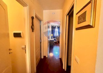 Hall / corridoio - Three-room apartment VIA CAPODACQUA
 
10, Foligno - photo 40