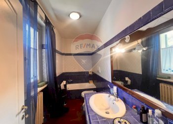 Bagno - Three-room apartment VIA CAPODACQUA
 
10, Foligno - photo 46