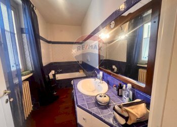 Bagno - Three-room apartment VIA CAPODACQUA
 
10, Foligno - photo 53