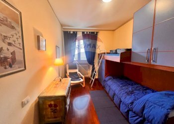 Camera / camera da letto - Three-room apartment VIA CAPODACQUA
 
10, Foligno - photo 59