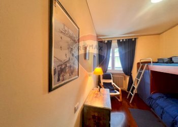 Camera / camera da letto - Three-room apartment VIA CAPODACQUA
 
10, Foligno - photo 79