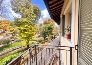 Balcone - Three-room apartment VIA CAPODACQUA
 
10, Foligno - photo 88