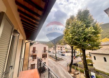 Balcone - Three-room apartment VIA CAPODACQUA
 
10, Foligno - photo 89