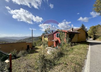 Casa all\'aperto - Rustico FRAZIONE PREGGIO
 
128, Umbertide - foto 8