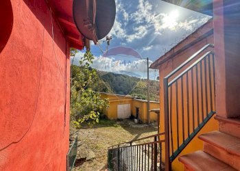 Scale - Rustico FRAZIONE PREGGIO
 
128, Umbertide - foto 41