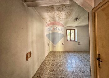 Stanza vuota - Rustico FRAZIONE PREGGIO
 
128, Umbertide - foto 47