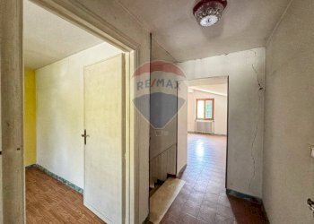 Hall / corridoio - Rustico FRAZIONE PREGGIO
 
128, Umbertide - foto 51