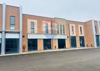 Edificio all\'aperto - Locale Commerciale Via Dei Gelsi
2, Magione - foto 4