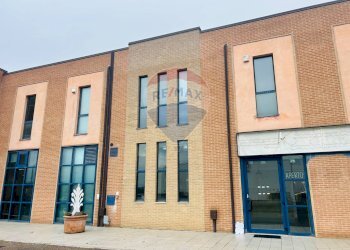 Edificio all\'aperto - Locale Commerciale Via Dei Gelsi
2, Magione - foto 7