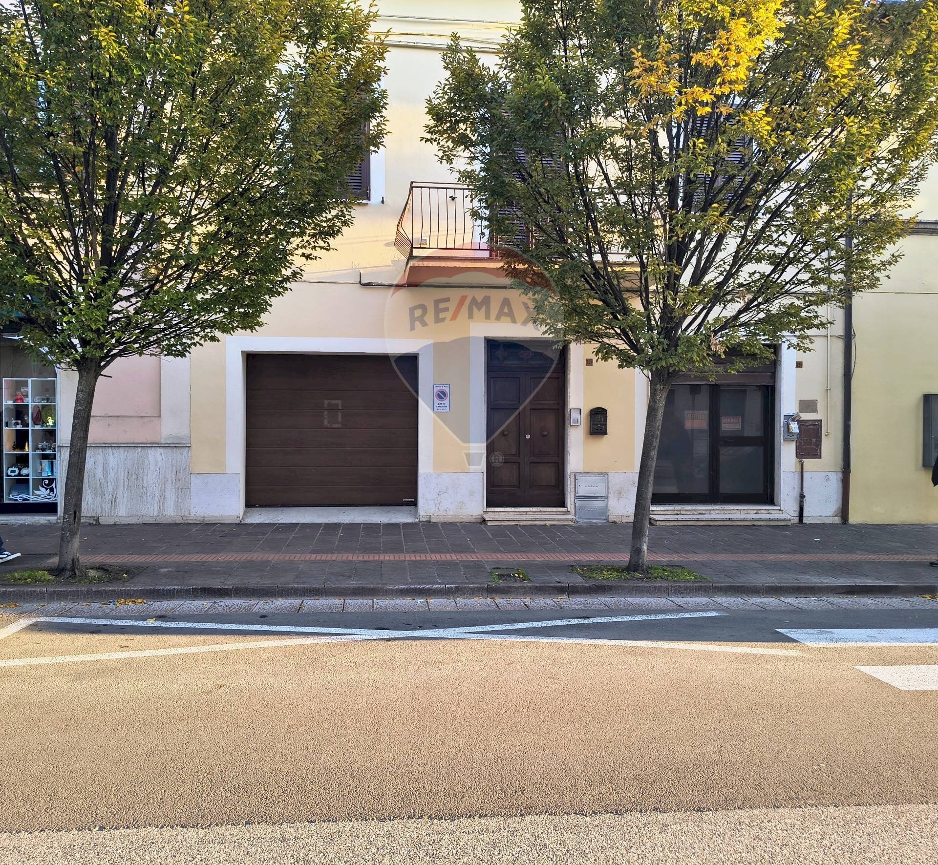 Edificio all\'aperto - Independent house Assisi - photo 3